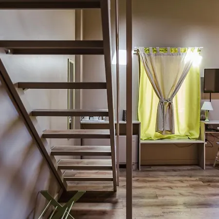 Antico Borgo Con - Adults Only Манерба-дель-Гарда