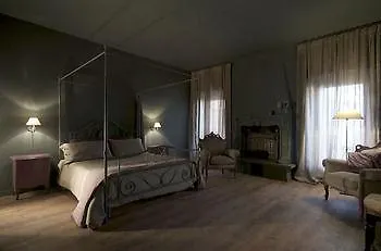 Antico Borgo Con - Adults Only Манерба-дель-Гарда
